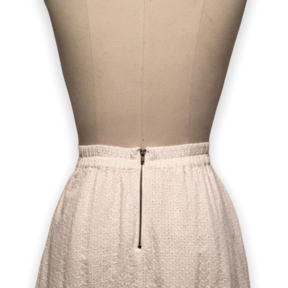Zara Embroidered Eyelet White Cotton High-Waisted Midi A-Line Skirt, Size XS - Picture 2 of 4